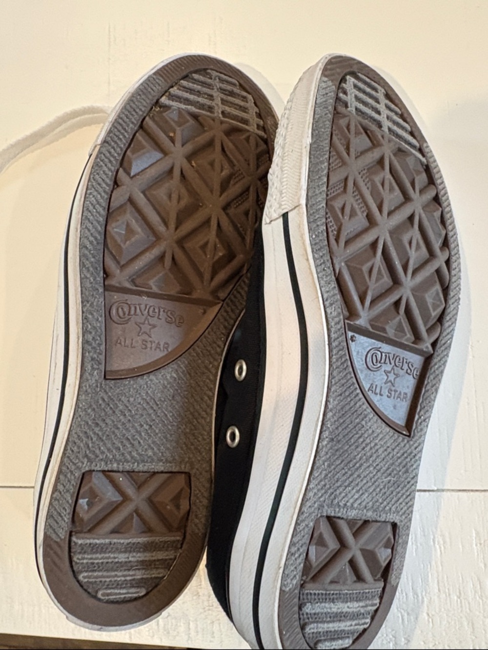 Used Converse Black Low Top Canvas Sneakers - Picture 2 of 4